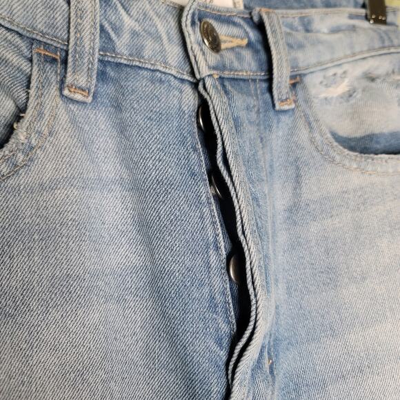 Cello High Rise Jeans Size 25‎ Blue Light Wash Straight Distressed Button Fly - Picture 5 of 11